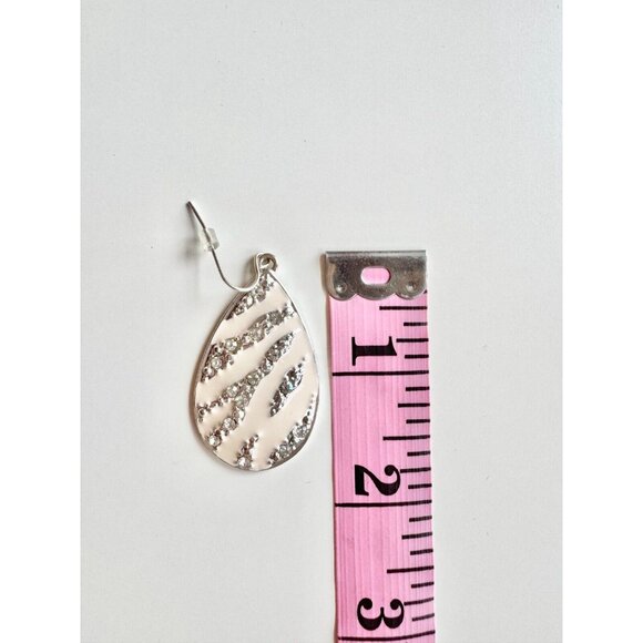 Vintage Set of 2 Silver Tone White Enamel Tiger Striped Rhinestone Drop Earrings - Picture 5 of 6